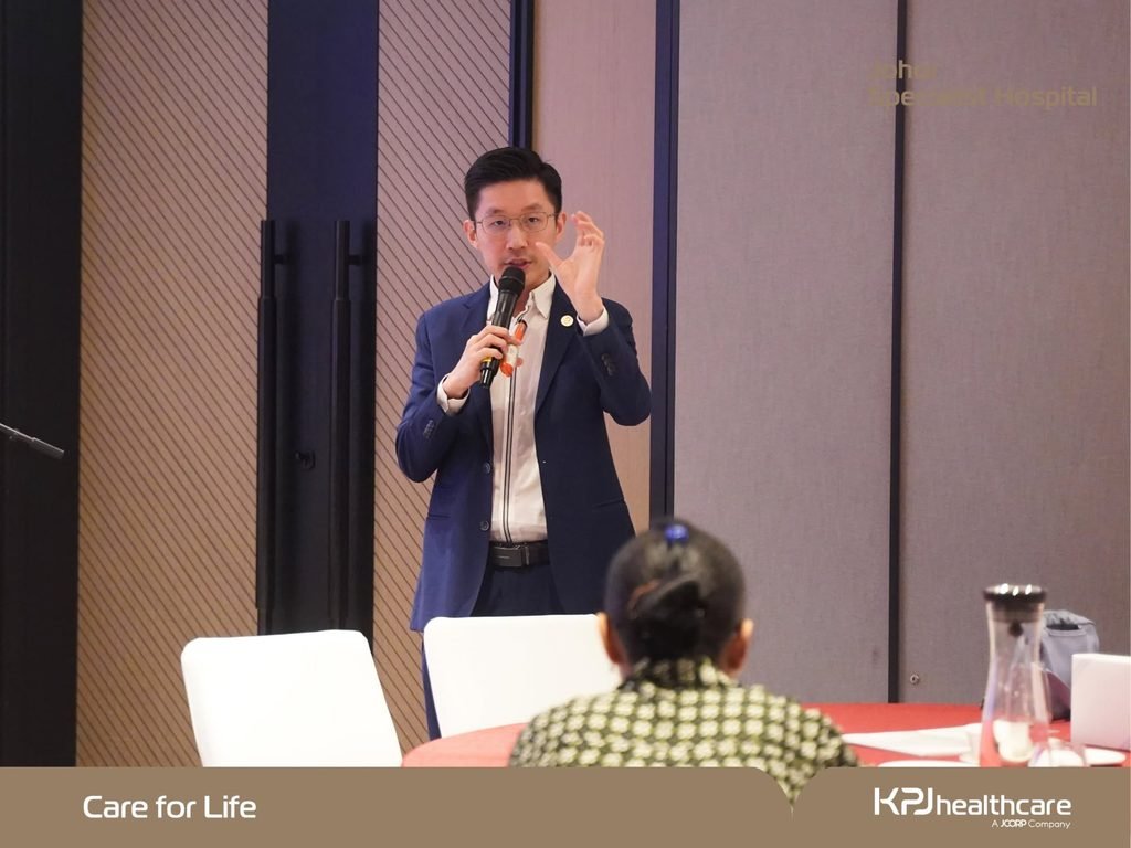 dr lim wei juan